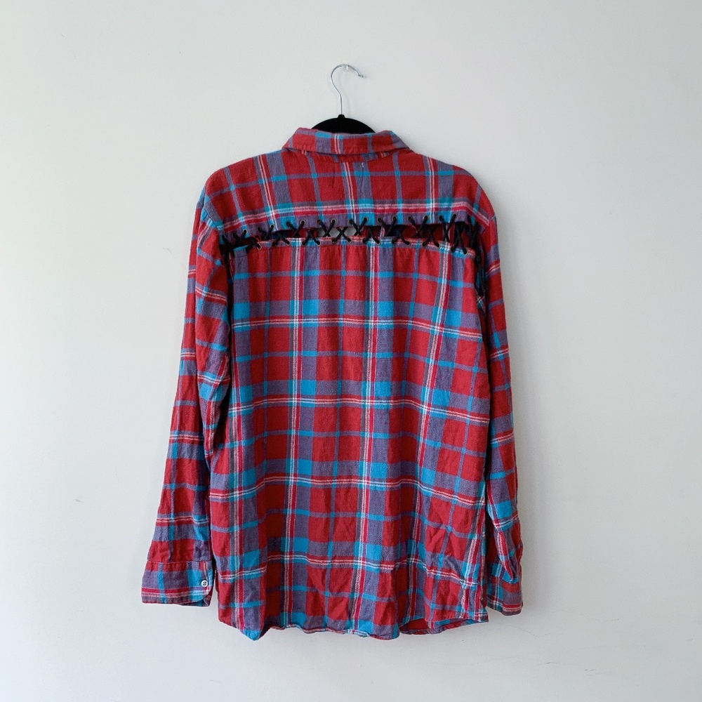 Magenta Flannel with back weave detail
